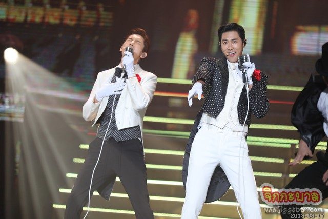 คอนเสิร์ตที่แสนอุ่น “4NOGOGUE” จัด “TVXQ! CONCERT – CIRCLE – #welcome in BANGKOK” สุดประทับใจ คอนเสิร์ตที่แสนอุ่น “4NOGOGUE” จัด “TVXQ! CONCERT – CIRCLE – #welcome in BANGKOK” สุดประทับใจ