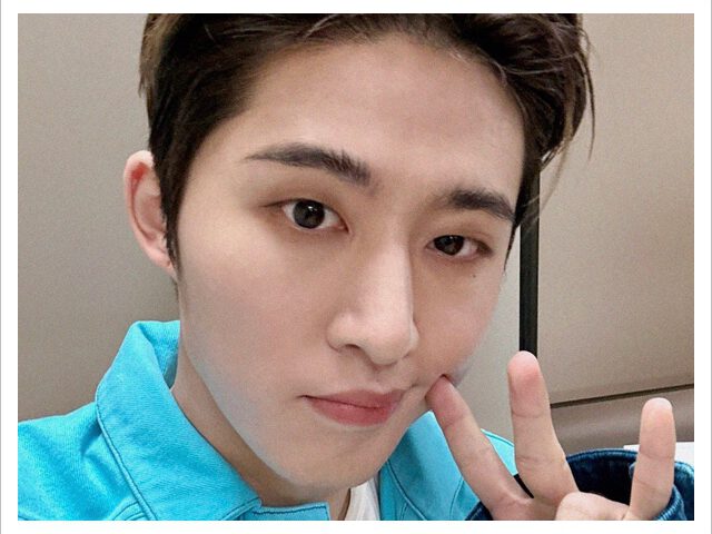 “คิมฮันบิน” หรือ “บีไอ” กลับจากปารีสหมาดๆ เตรียมสตาร์ทเอเชียทัวร์ที่ไทย #BI_LOLTheHiddenStageinBKK “คิมฮันบิน” หรือ “บีไอ” กลับจากปารีสหมาดๆ เตรียมสตาร์ทเอเชียทัวร์ที่ไทย #BI_LOLTheHiddenStageinBKK